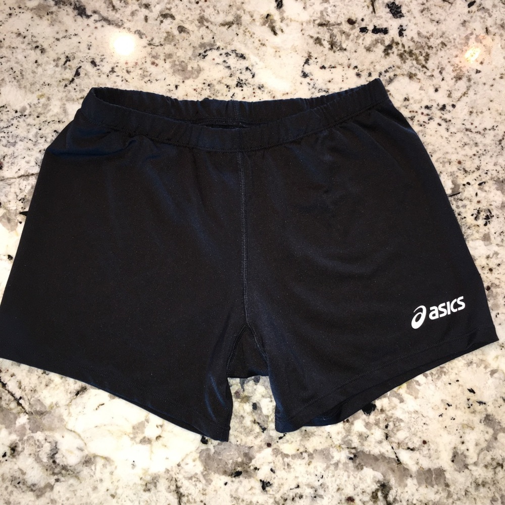 ASICS women’s 4 inch seam breathable spandex🏐